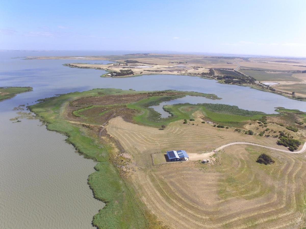 Coorong Island Retreat - Farm Stay At Pet Friendly Property Meningie Buitenkant foto