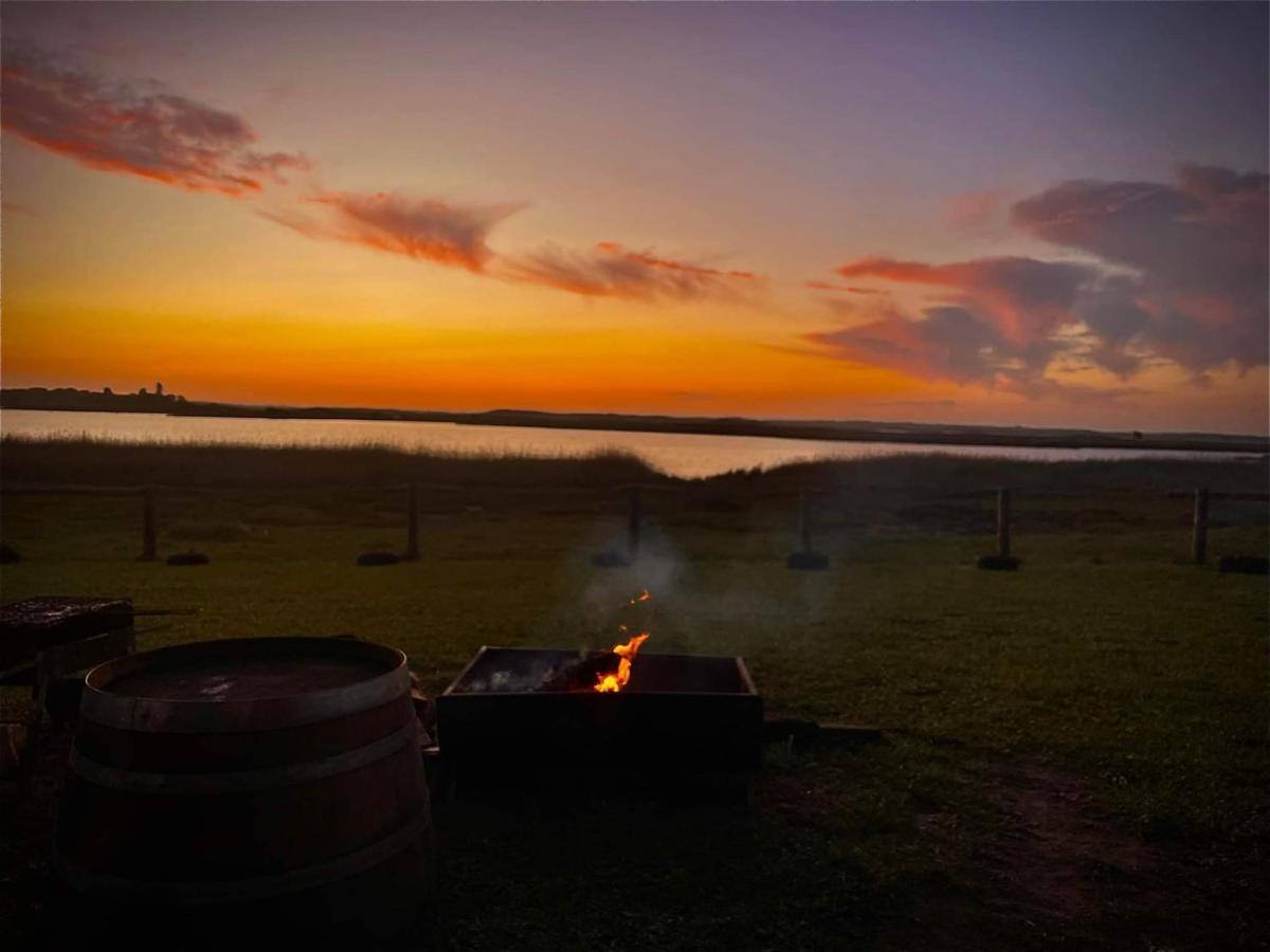 Coorong Island Retreat - Farm Stay At Pet Friendly Property Meningie Buitenkant foto